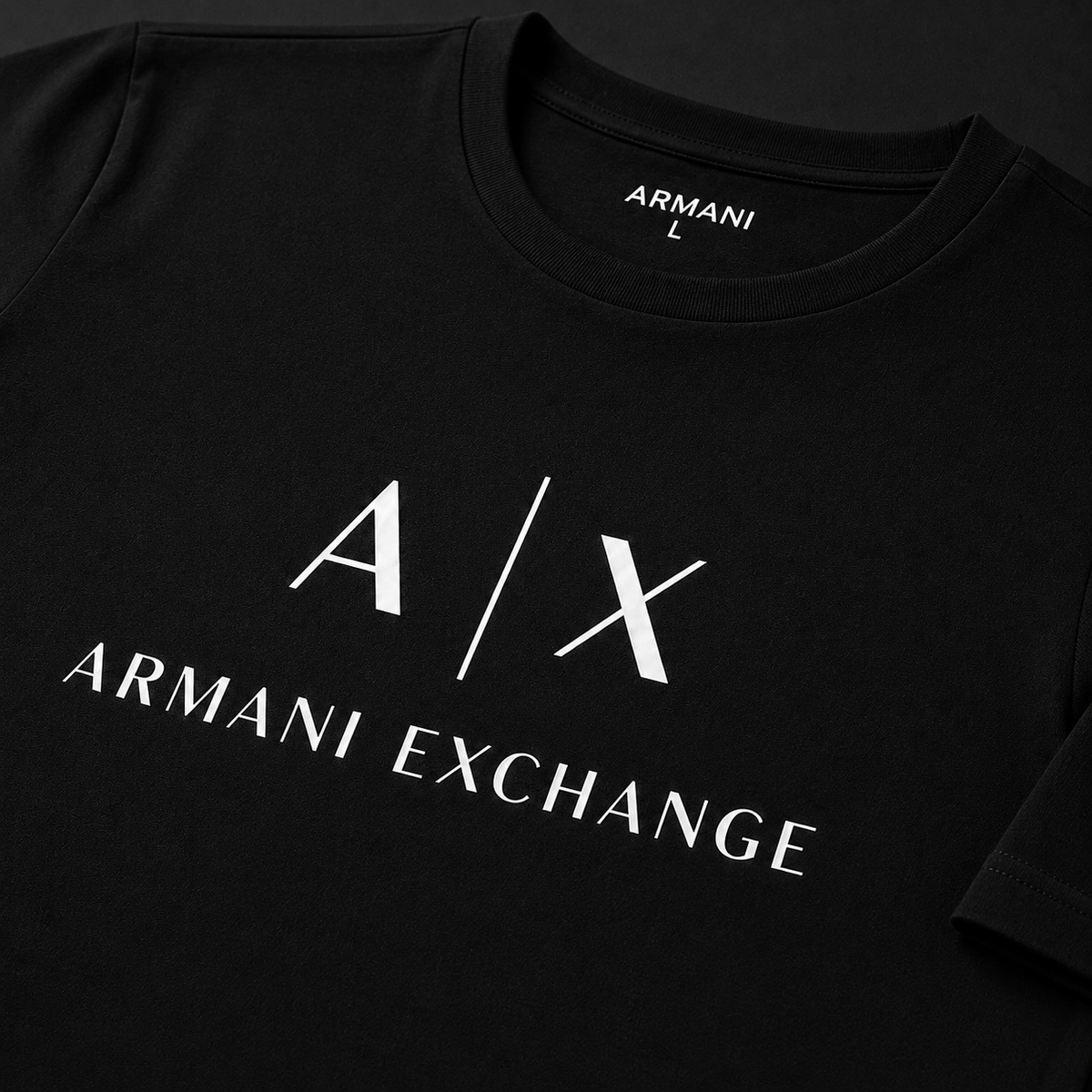 BLACK/WHITE AX