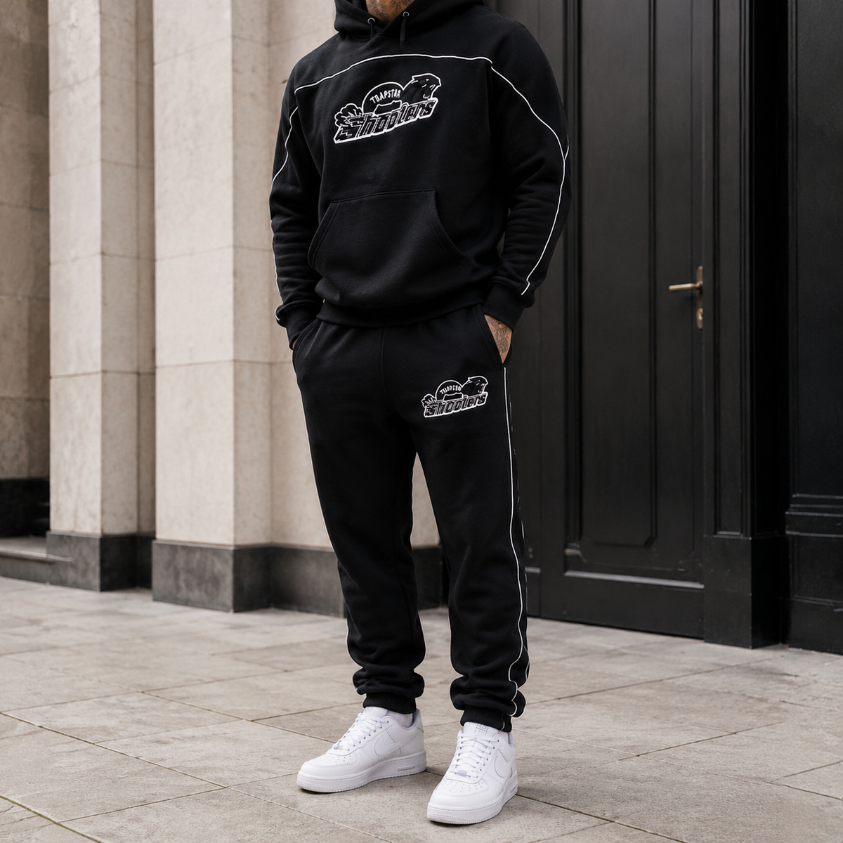 BLACK TRAPSTAR