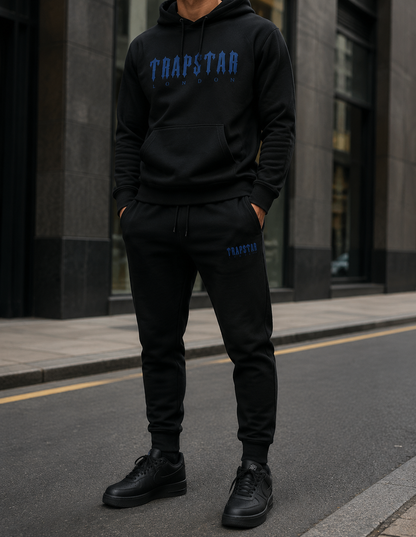 TRAPSTAR NEGRO LOGO AZUL