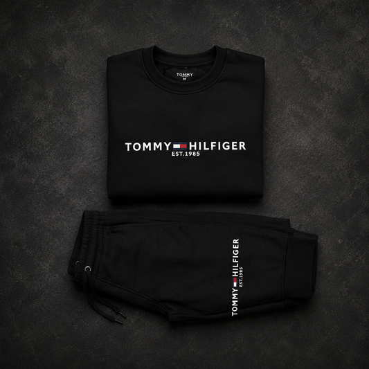TOMMY HILFIGER NEGRO Y BLANCO
