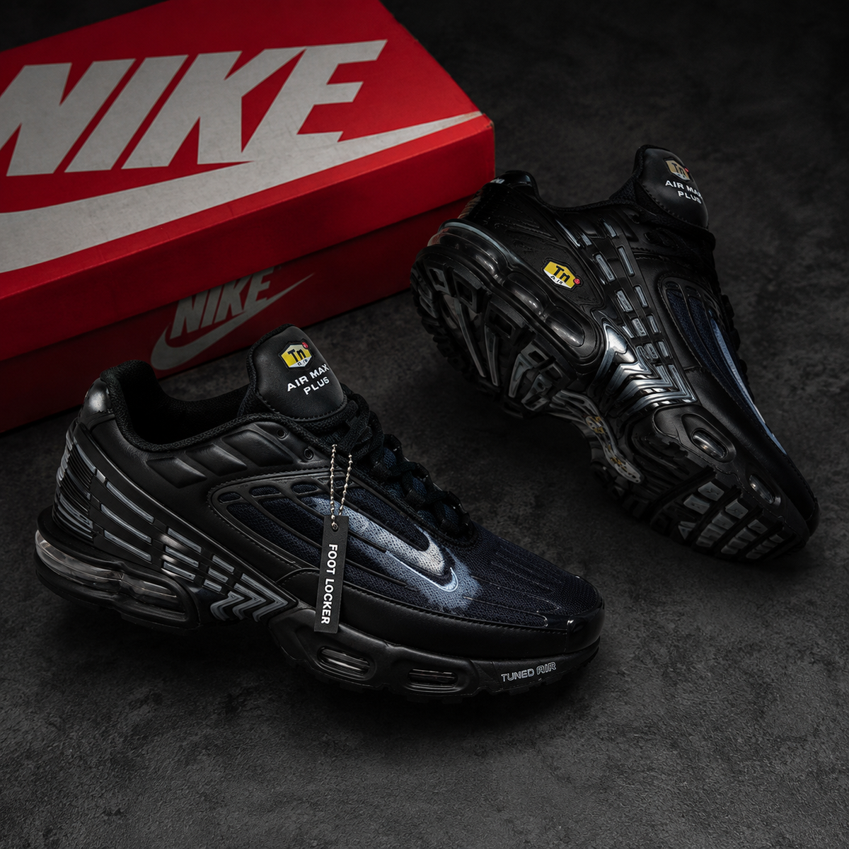 NIKE TUNED